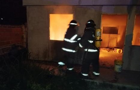 Santo Tomé: se incendió una vivienda en construcción