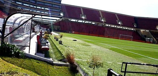 Tras el rechazo de Grelak y Recoba, ¿hacia adónde apunta la dirigencia de Colón?