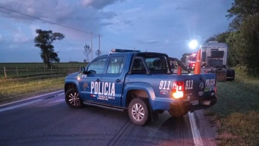 Chocaron dos camiones en la Ruta Nacional 33, a la altura de Pujato