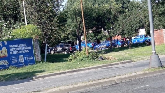 Se realizaron allanamiento por microtráfico en un barrio de Santa Fe: hubo 5 detenidos