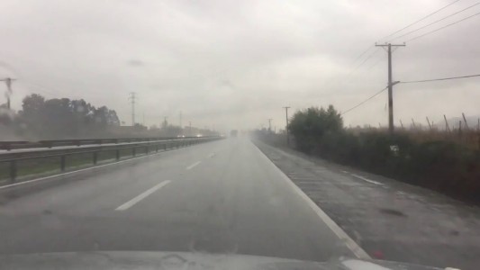 Calzadas resbaladizas en el norte de la provincia: recominedan precaución al circular