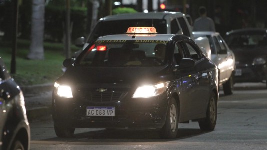 Colectivos, taxis, remises y apps: cómo funcionan en Navidad