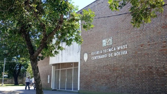 Detuvieron a dos ladrones tras robar caños en una escuela