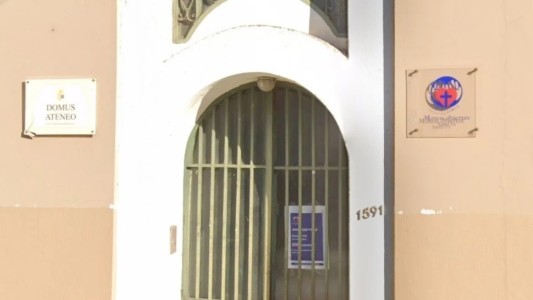 Encontraron a un hombre muerto en una residencia estudiantil de Santa Fe