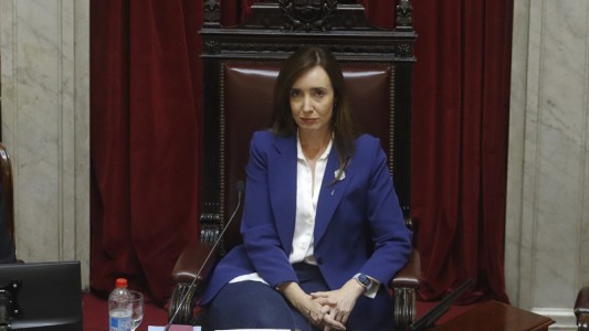 "Me pagan dos chirolas y soy vice"