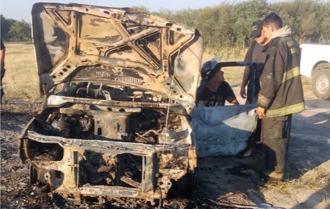 Recreo: se incendió un auto camino al Río Salado