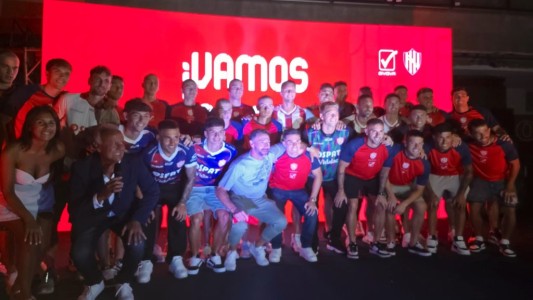 Unión presentó su nueva camiseta para la temporada 2025