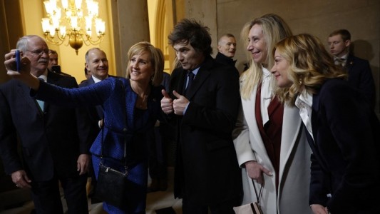 Javier Milei se mostró muy cerca de Giorgia Meloni durante la investidura de Donald Trump