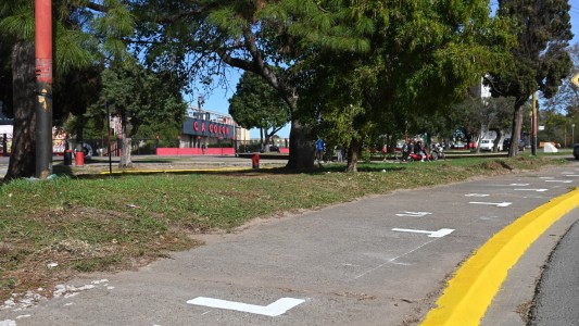Desvíos de colectivos y operativo de limpieza por el partido de Copa Argentina