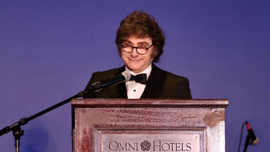 Milei viaja esta noche a Suiza para participar del Foro de Davos