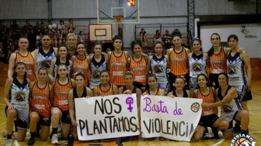 Escándalo en el básquet femenino: jugadoras denuncian que fueron grabadas mientras se bañaban