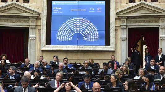 Oficialismo y aliados firmaron el dictamen de Ficha Limpia y quedó listo para ser votado en Diputados