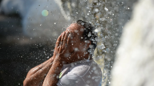 Calor extremo y alerta roja: ¿Cuánto llega el alivio a Santa Fe?