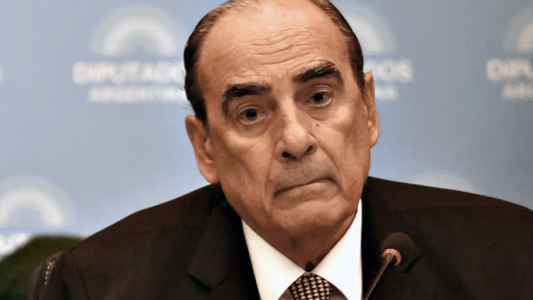 Guillermo Francos cruzó los "Che Milei" de Cristina Kirchner: "Son textos largos que aburren"