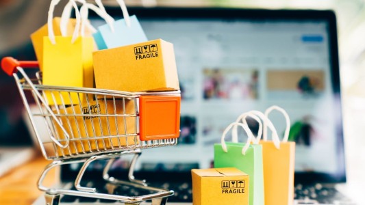 Las ventas minoristas crecieron en febrero pero cayeron respecto de enero