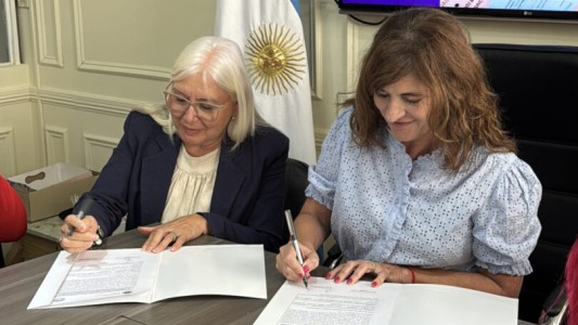 Este viernes vuelve la Feria de Emprendedoras a la explanada del Concejo