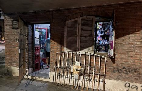 Detuvieron a ladrones tras robar kiosco del macrocentro santafesino