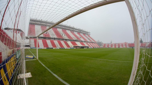 Unión agrandó los arcos antes de la Sudamericana
