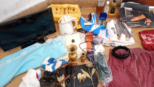 En barrio Fomento 9 de Julio robaron una casa pero quedaron detenidos porque se activo la alarma