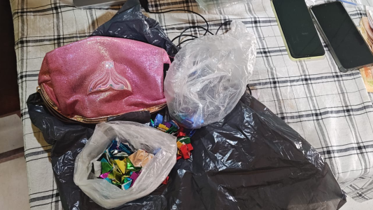 Tres personas fueron detenidas por venta de droga al menudeo