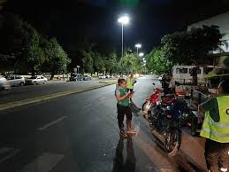 Una inspectora fue atropellada por motociclista que intento evadir control