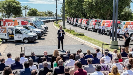 Presentación de ambulancias 0 Km: “Es la compra más importante y más grande que hizo el Gobierno”