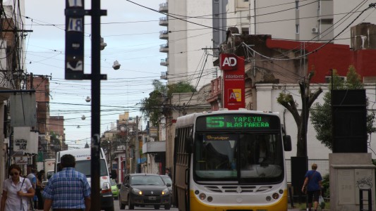 Dos choféres de colectivo se pelearon y uno de ellos le disparó al otro