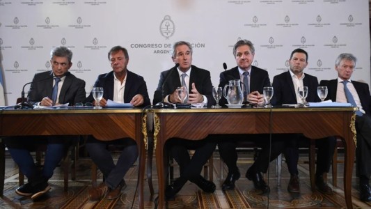 El oficialismo obtuvo dictamen y hoy buscará aprobar el acuerdo con el FMI en Diputados