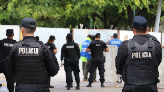 El Gobierno equipa a la Policía con pistolas de electroshock y de proyectiles cinéticos