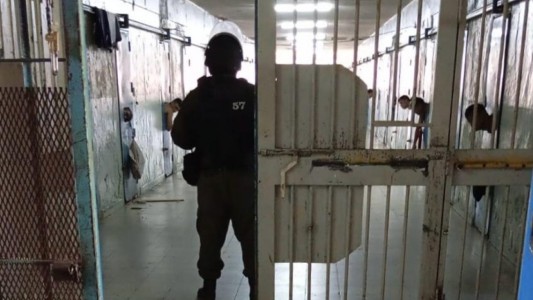 Intentaron ingresar cocaína y marihuana a la cárcel de Las Flores