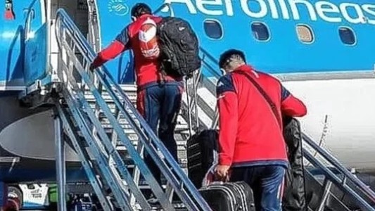 Unión partió rumbo a Chile para enfrentar a Palestino