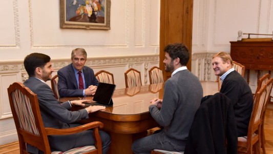“Vamos a construir los consensos para tener la mejor Constitución del país”