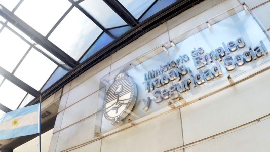 Tras una fuerte pérdida en el último trimestre, se reúne el Consejo del Salario Mínimo, Vital y Móvil