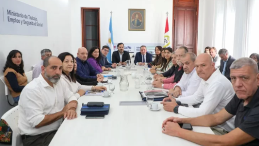 Este miércoles continúan las paritarias: ¿a qué hora serán los encuentros entre gobierno y gremios?