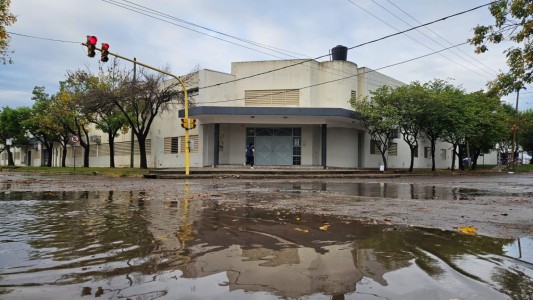 Por las intensas lluvias, varias escuelas debieron suspender las clases