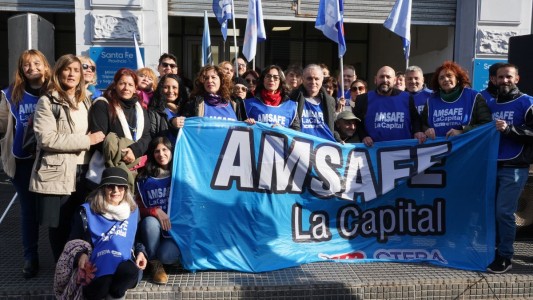 Tras la propuesta salarial hecha, ¿cuáles son las mociones que votan los docentes?