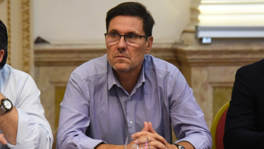 Desde el Gobierno confirmaron que habrá descuento a los docentes por el paro anunciado