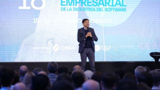 Pullaro: "El desarrollo de la ciencia y la tecnología, son la única manera de despegar y sacar ventaja"