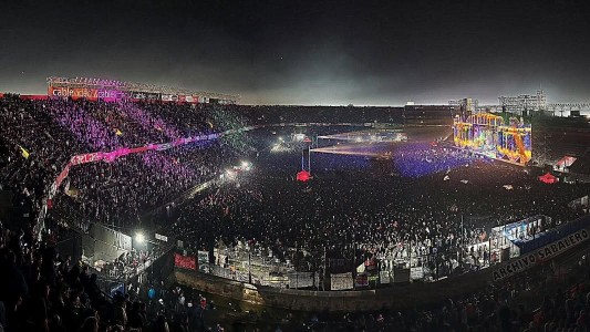 La Renga hizo vibrar el estadio de Colón ante unas 40 mil personas