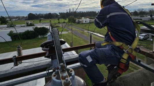 La EPE invierte 10 mil millones de pesos en la compra de más de 300 transformadores