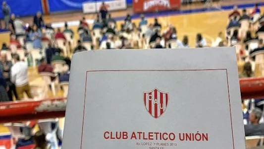 Con la ausencia de la oposición, esta noche se realiza la asamblea en Unión