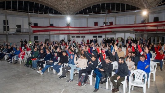 Asamblea en Unión: "por amplia mayoría" los socios aprobaron el balance