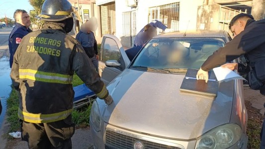 Triple choque en avenida Peñaloza: dos mujeres quedaron heridas y atrapadas en sus vehículos