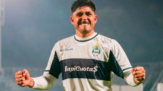 Unión oficializó a su primer refuerzo: llega Cristian Tarragona