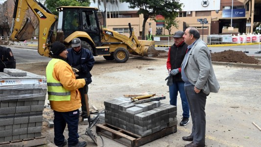 Se ultiman los detalles del tercer manda peatón en la Costanera