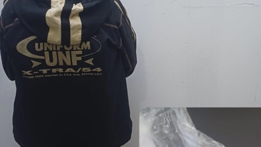 Detuvieron a una mujer que intentó ingresar marihuana a la cárcel de Las Flores