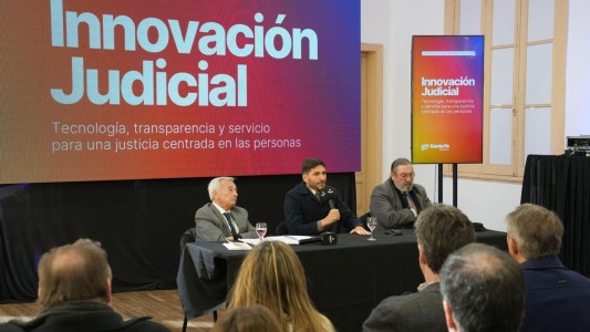 Pullaro: “Queremos transformar los poderes para que el Estado funcione mejor”