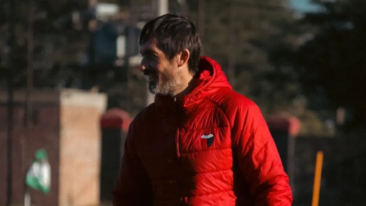 Colón: ¿qué equipo piensa poner Martín Minella para el domingo en Chaco?