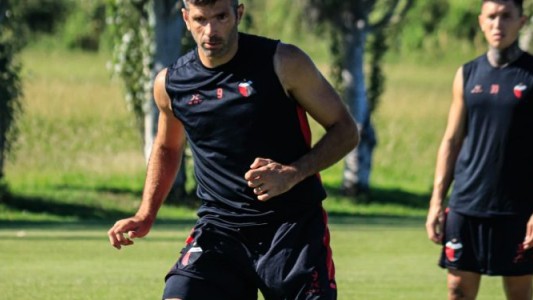 Siguen las novedades en Colón: dos jugadores titulares no concentran vs Chco For Ever