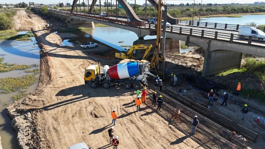 Nuevo puente Santa Fe–Santo Tomé: en qué consisten las tres etapas de colocación de los pilotes
